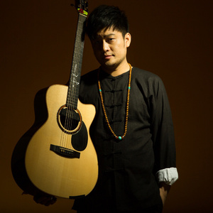 我吸老师的丰满大乳奶水视频
